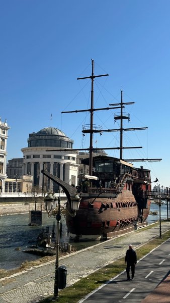 Пиратский Корабль