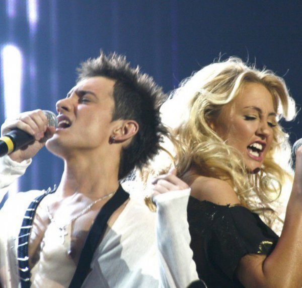 Стас Шуринс и Ева Бушмина - Досвиданья мама