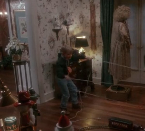 Brenda Lee - Rockin Around The Christmas Tree