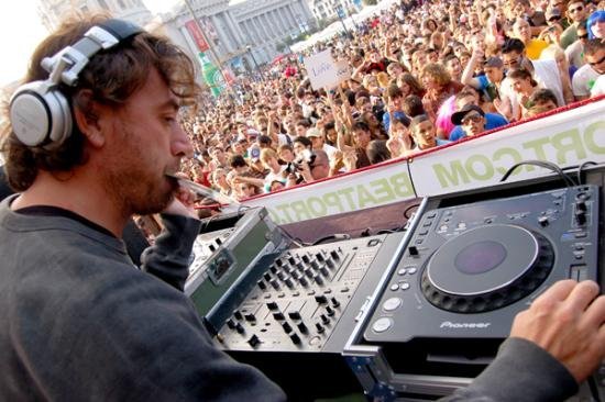 Benny Benassi - Satisfaction (Nari &amp; Milani Remix)