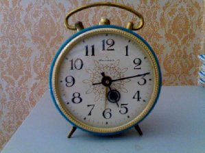 Работают все будильники Советского Союза - rabotaut_vse_budilniki_sovetsk