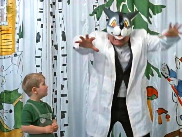 Евгений Леонов (Джентльмены удачи) - Я злой и страшный серый волк! Я в поросятах знаю толк Р Р Р !