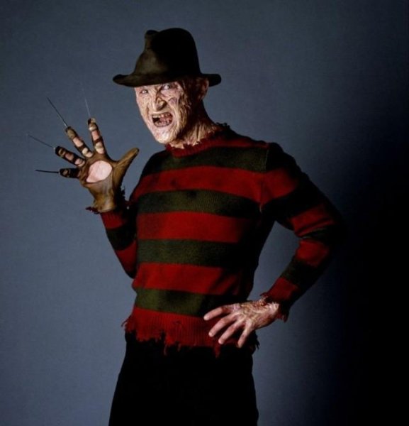 Charles Bernstein  Christopher Young - Prologue