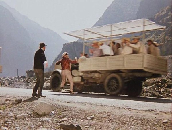 Арчил Гомиашвили - Дэнги давай