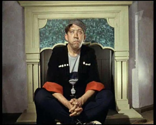 Сборник лучших фраз советских комедий - сборник фраз советских комедий.