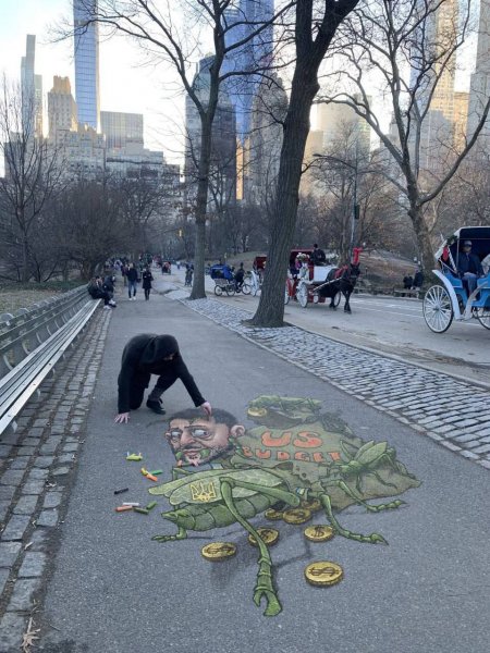 Зелёная саранча, добралась до Нью -Йорка!