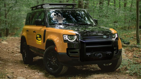 Rover-trophy-land-110-defender-cars-2022-edition