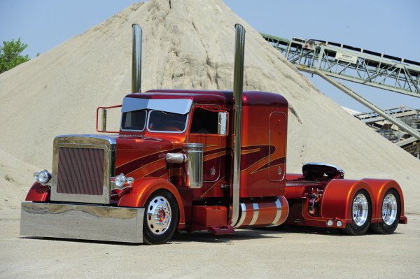 Peterbilt-orange-brown-silver