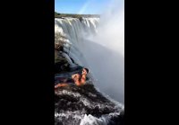 Виктория водопад на реке Замбези в Южной Африке