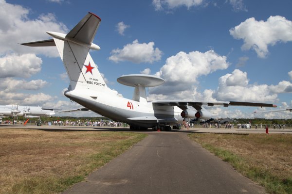 A-100-premer-samolet
