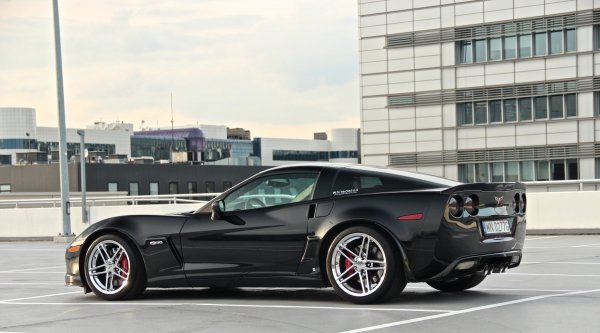 z06-corvette-chevrolet-superkar
