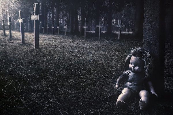 Graveyards Spooky 03