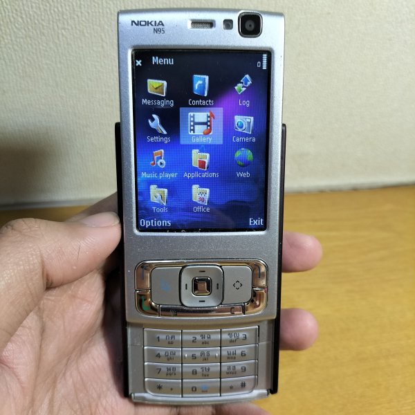 NokiaN95 SlideOpen