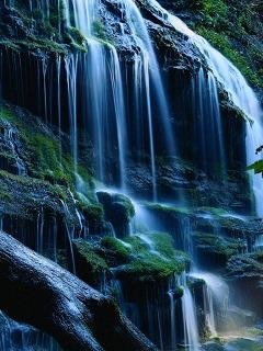Вода.тече.
