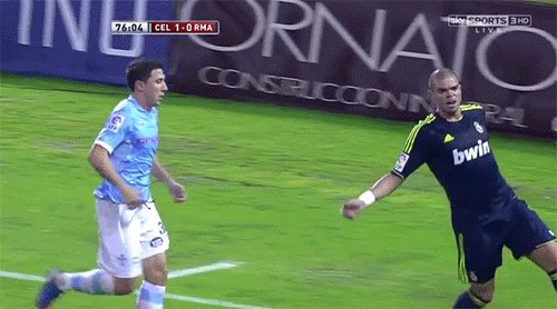 gifki-Po-sharam-futbol-pesochnitsa-49758