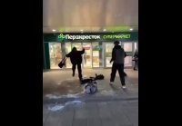 Школьник-боксер избил одноклассниц - девочек госпитализирова