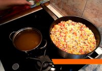 Рассыпчатый рис с овощами,
