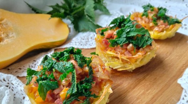 Корзиночки с тыквой и крапивой