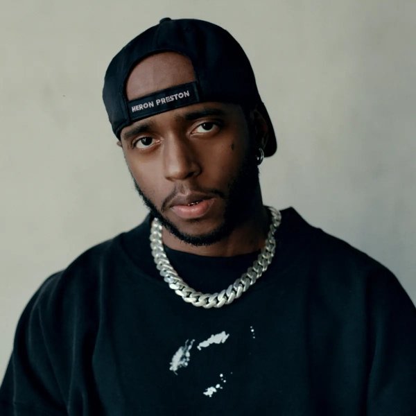 6LACK - Switch