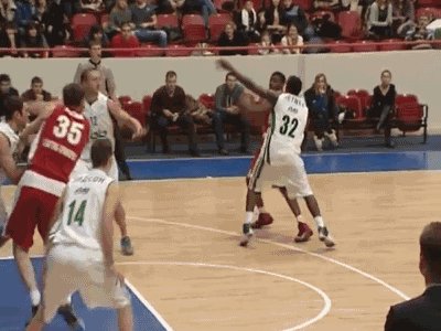 funny-gifs-Coach-assistance