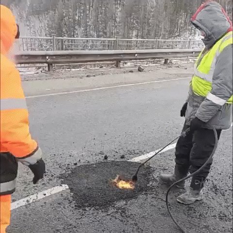 Идут ремонтные дороги