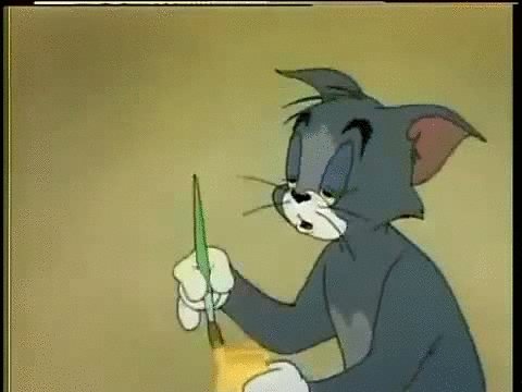 сонный Том