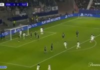 Айнтрахт Тоттенхэм 0-2