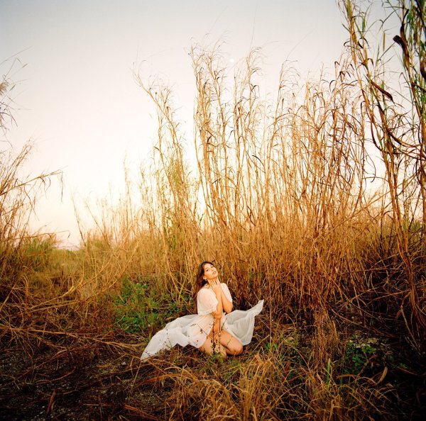 Andrea Bejar - Tell Me I&amp;apos;m Beautiful