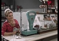 Королева бензоколонки (1962)