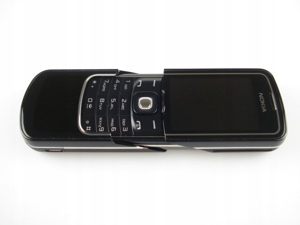 NOKIA-8600-LUNA-RM