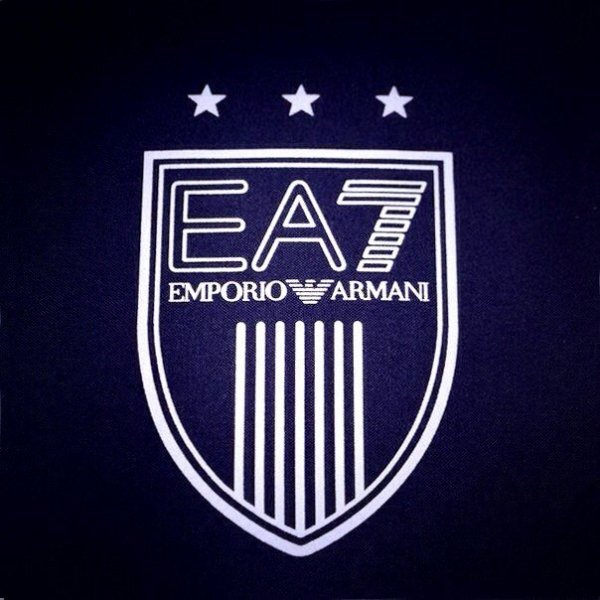 EA7 - DJ Vivona - Angels Cry (feat. Jinadu)