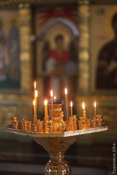 ИИ - Свечи в храме