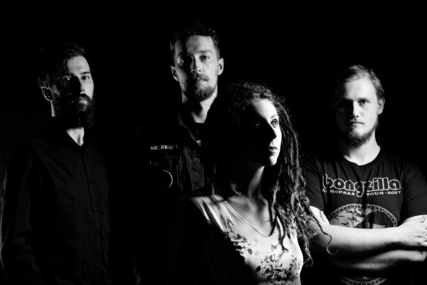 Mary &amp;amp; The Highwalkers