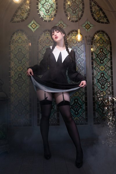 Wednesday-Addams-Семейка-Аддамс-ero-cosplay-косплей-8192507