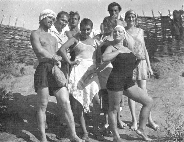 Пляжная мода прошлых лет