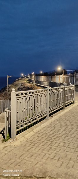 Аеапа. Набережная в ранний час