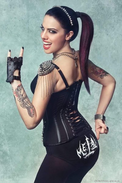 Metal-