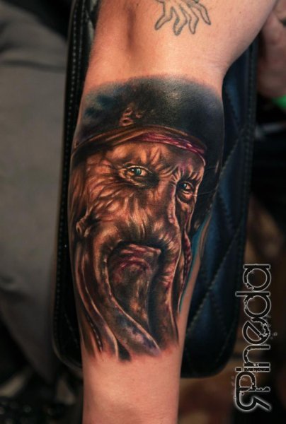 Tattoo (3561)