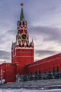 Москва Майская. Утро красит нежным светом стены древнего