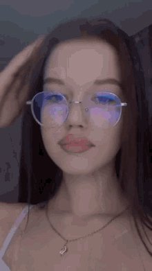 Девушка
