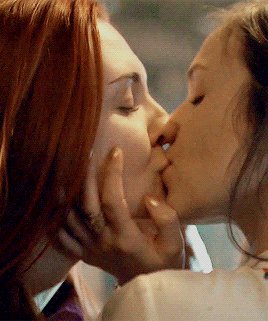Kiss