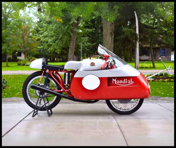 DUCATI MONDIAL 125 (1954г.)
