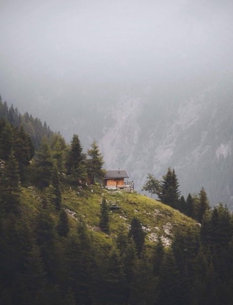 file_100756296