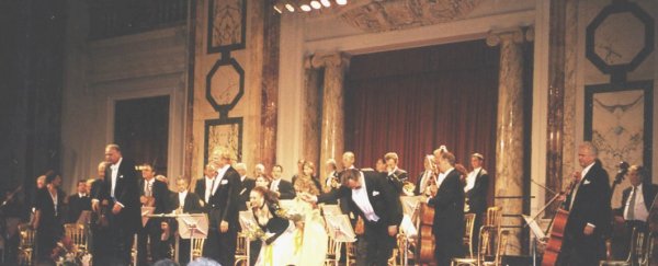 Vienna Opera Orchestra - Johann Strauss (Son). Vienna Sweets (Wiener Bonbons), Waltz, Op. 307