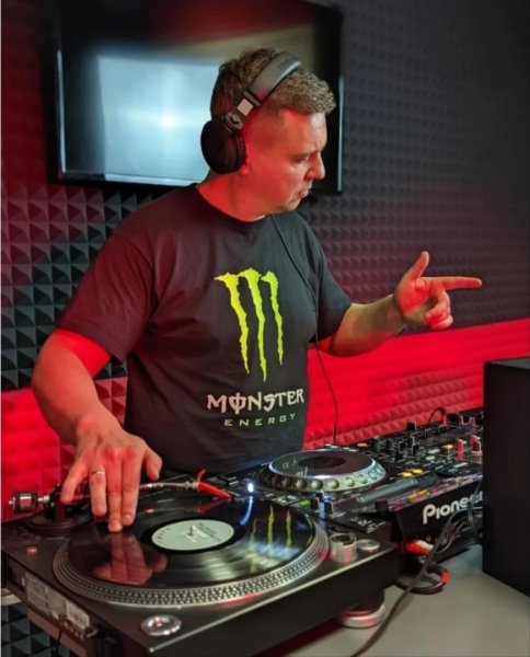 DJ EvgenyS - (episode 184)