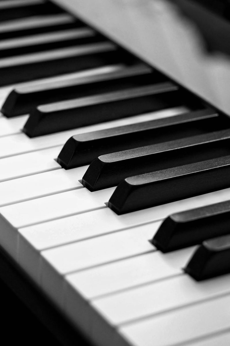 piano, music, keys, piano keyboard, keyboard, keyboard instrument, instrument, musical instrument, close up, mobile wallpaper, iphone background