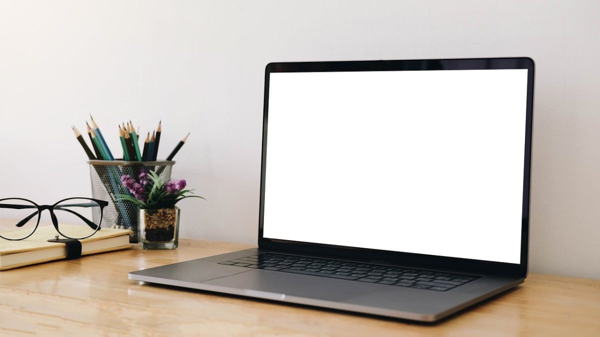 mac, mockup, laptop, full hd wallpaper, computer, mac wallpaper, mock, cool backgrounds, pro, windows wallpaper, wallpaper hd, desktop, monitor, notebook, office, apple, beautiful wallpaper, desktop backgrounds, design, 4k wallpaper 1920x1080, desk, free background, pc, laptop wallpaper, wallpaper 4k, table, workspace, background, business, concept, house, 4k wallpaper, white, hd wallpaper, work, free wallpaper, workplace