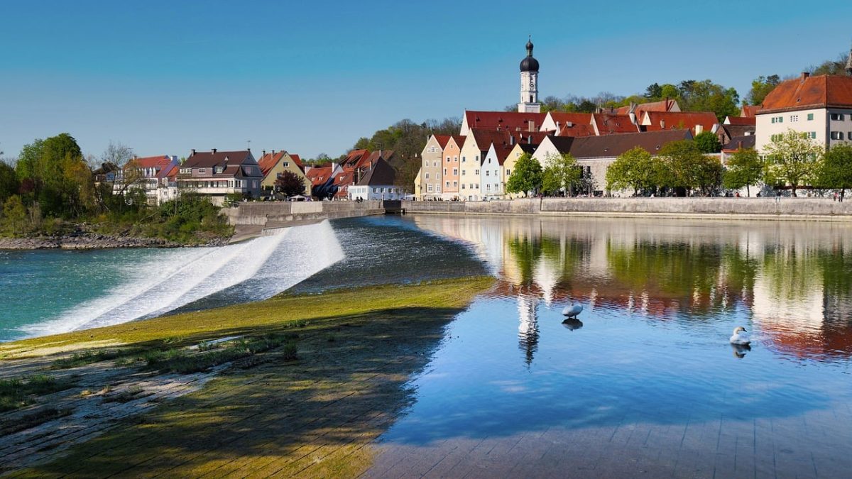 architecture, historical, church, river, waterfall, reflection, city, landscape, birds, weir, impounded, lock, roof colors, lech, buildings, nature, cityscape, reservoir, small town, water level, scaling, peaceful