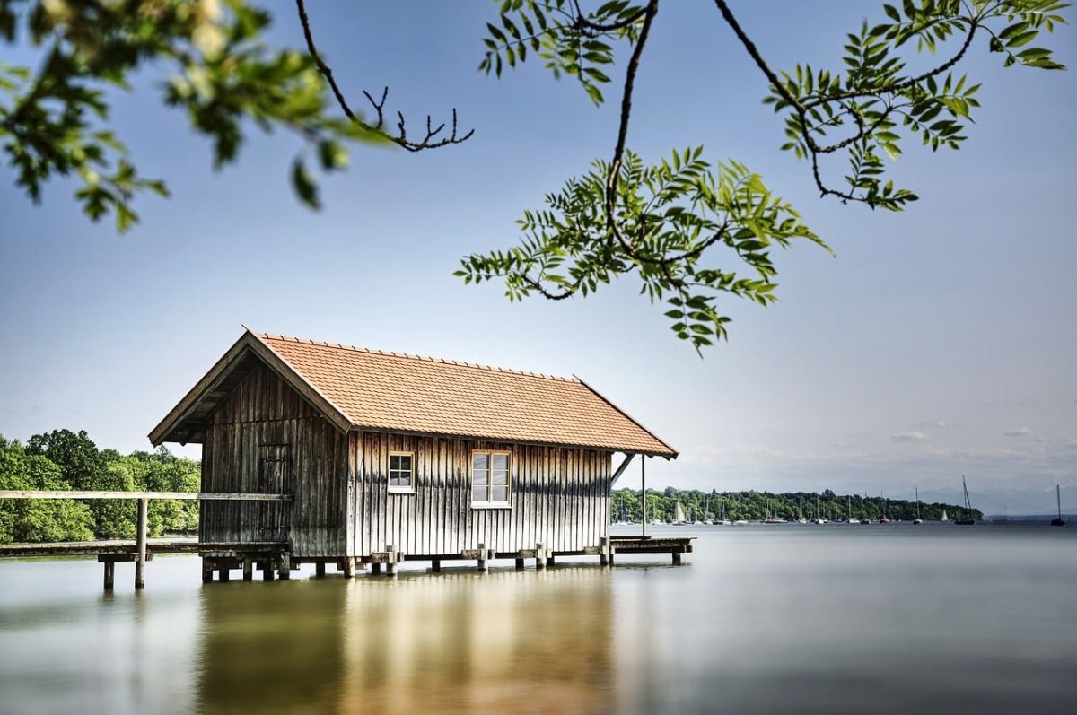 house on water, bay, architecture, lake, nature, tranquility, wooden building, summer atmosphere, idyll, water, trees, branch, wood, window, roofs, peaceful environment, solitude, reflection, calm water, end of winter