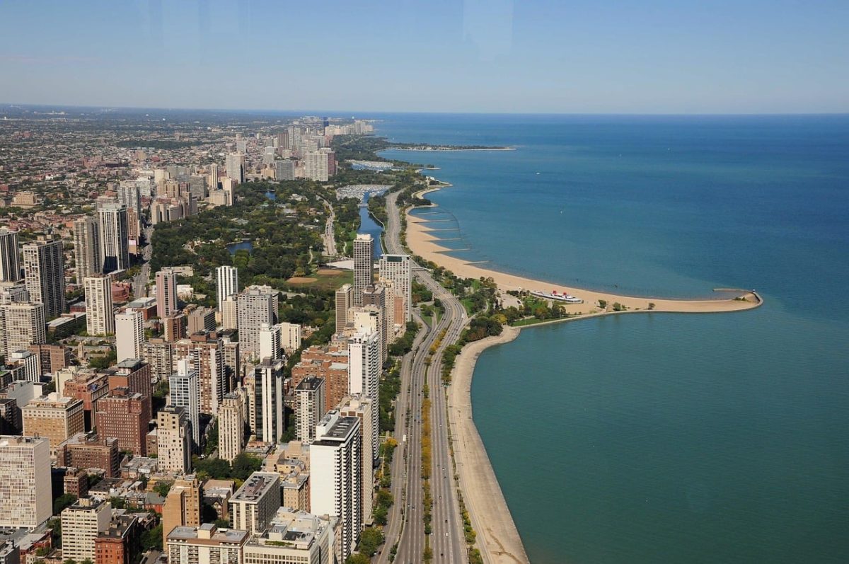 chicago, city, illinois, skyline, lake michigan, coastline, usa, panorama, beach, architecture, skyscraper, park, beach promenade, aerial view, real estate, urban park, blue sky, summer day, urban environment, traffic artery